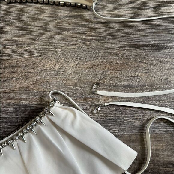 Area white dress #14 - Picture 7 of 9